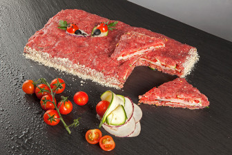 PASTEL DE CARNE CON VERDURAS Y YORK